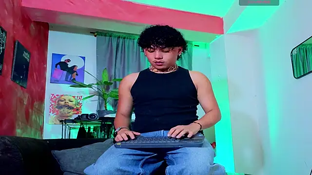 GaelOconner online show from March 21, 12:37 am