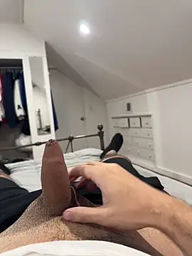 bwcalexander online show from February 4, 11:42 pm