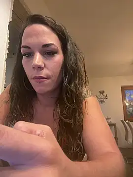 Lady Knaller online show from June 14, 7:49 pm