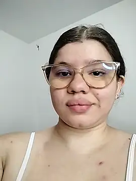 Danzel1105 online show from July 9, 3:38 pm