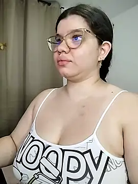 Danzel1105 online show from July 18, 1:43 am