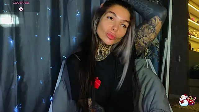 tattooedBabyy online show from January 13, 11:04 am