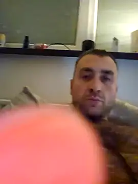 TIGERRR86 online show from January 6, 9:00 pm