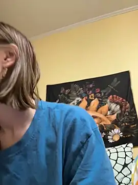 Snapshot of Crayzy_Luv chatting on January 15, 5:26 pm Crayzy Luv online show from January 15, 5:26 pm