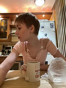 Snapshot of Crayzy_Luv chatting on March 13, 9:26 pm Crayzy Luv online show from March 13, 9:26 pm