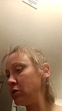 SexyB214 online show from April 6, 1:25 am