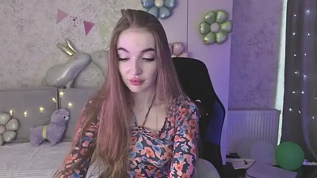 LissaCain online show from March 29, 9:20 am