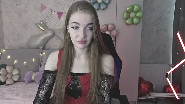 LissaCain online show from April 1, 4:24 am