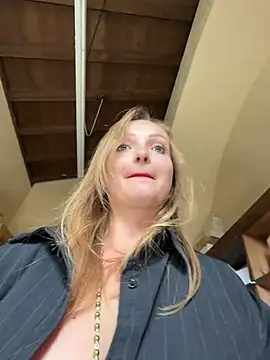 LadyTatiana Madam online show from July 26, 1:51 pm
