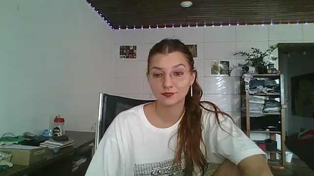 SweetyBabyDemon online show from April 12, 4:45 pm