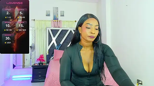 Snapshot of samantha-rose2 chatting on June 23, 1:36 am samantha-rose2 online show from June 23, 1:36 am