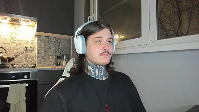  torfin  online show from January 15, 7:55 pm