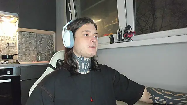  torfin  online show from March 3, 8:00 pm