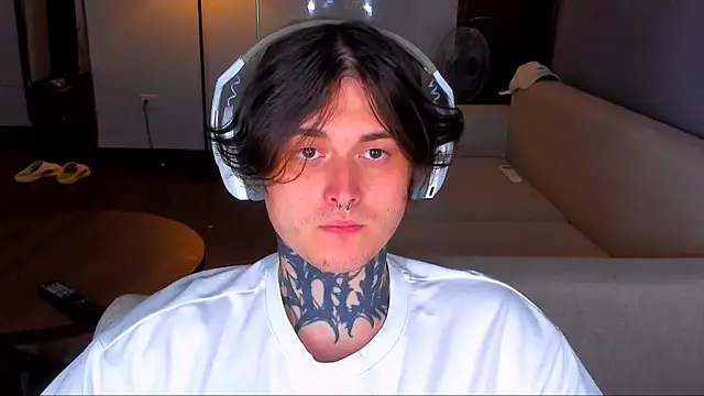  torfin  online show from August 1, 9:35 pm