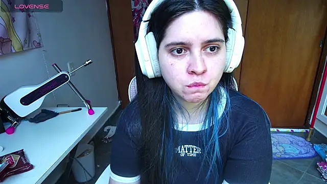 Vallolet Spencer online show from February 9, 6:05 pm