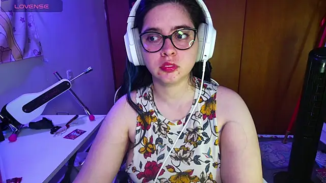 Vallolet Spencer online show from February 19, 11:14 pm