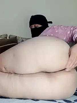 eylimeme online show from February 23, 8:44 pm