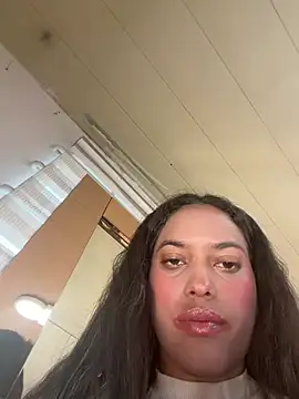 LiaObrien online show from July 24, 9:13 pm