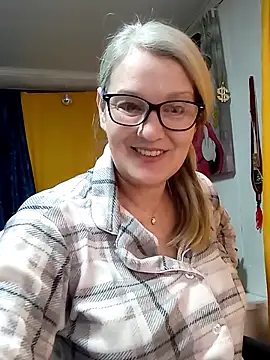 irinamaux online show from March 27, 5:24 am