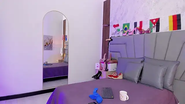 Snapshot of Sofi_Perez_ chatting on July 12, 11:12 am Sofi Perez online show from July 12, 11:12 am