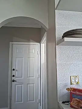 Zander823 online show from March 16, 5:50 pm