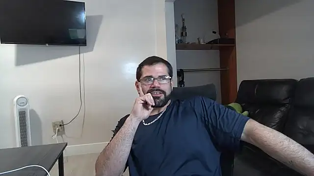 Zander823 online show from March 19, 8:57 pm