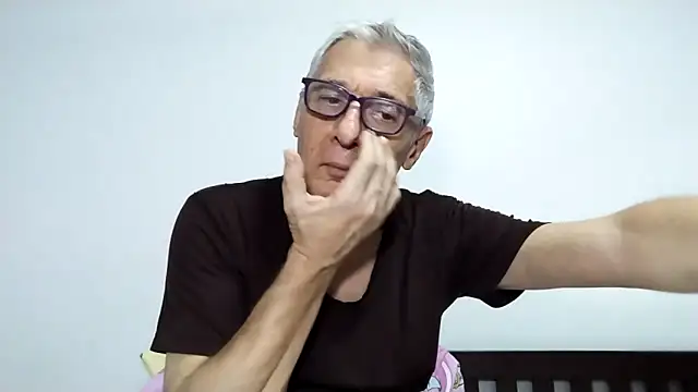 BIGUNCUTHARDCOCK online show from March 24, 1:49 pm