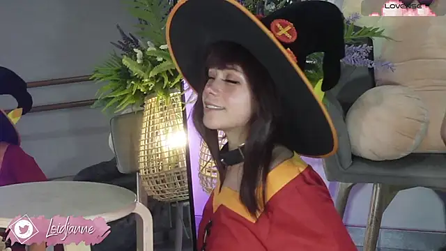 loIijanne online show from April 28, 11:10 pm