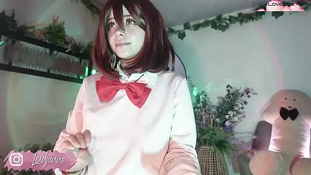 loIijanne online show from June 25, 11:53 pm