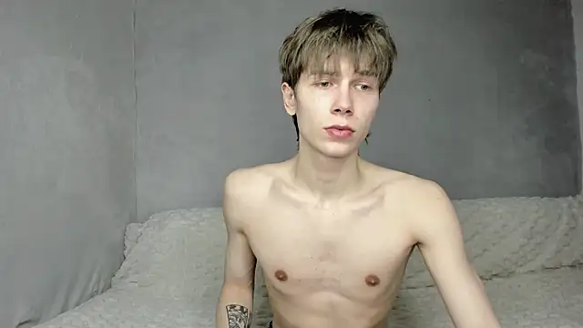 Makentoshi  online show from March 14, 7:19 pm