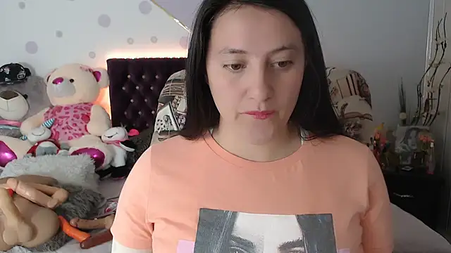 Lorenahot 06 online show from March 3, 6:22 pm