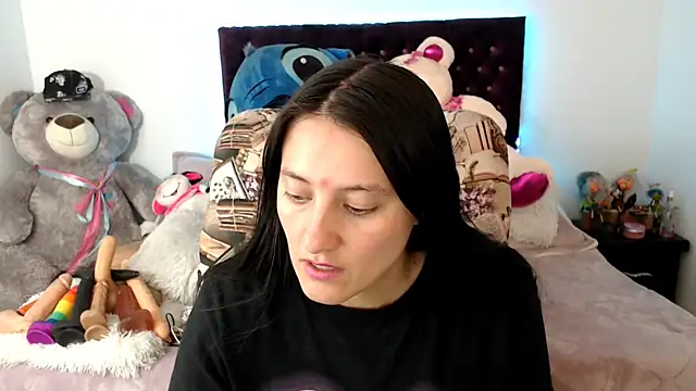 Lorenahot 06 online show from December 5, 6:37 pm