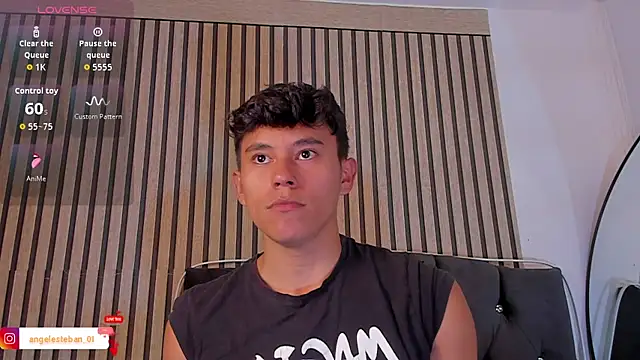 Angel esteban fx online show from July 2, 6:25 pm