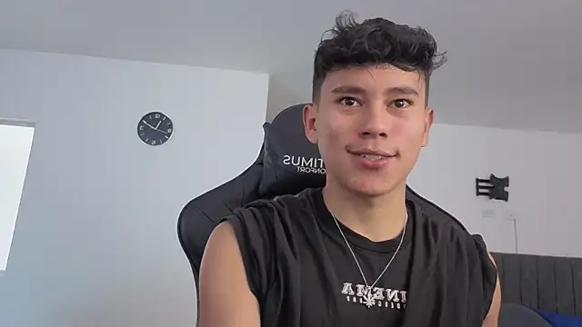 Angel esteban fx online show from July 30, 7:13 pm