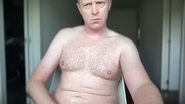 boegieboy1976 online show from July 19, 1:15 pm