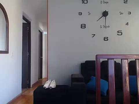 Laura martin  online show from February 11, 12:32 pm