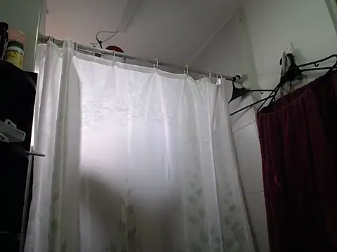 Laura martin  online show from March 5, 12:34 pm