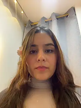 Juanelopez1 online show from August 10, 12:36 am