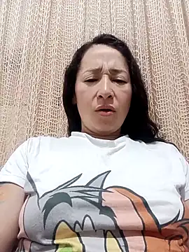 emilypoppy3 online show from December 19, 8:38 pm