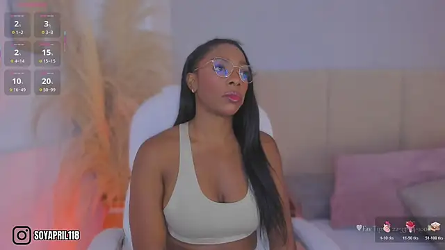 Snapshot of aprilebony_ chatting on June 4, 10:54 am aprilebony online show from June 4, 10:54 am