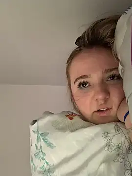 cammy2 online show from December 18, 3:44 pm