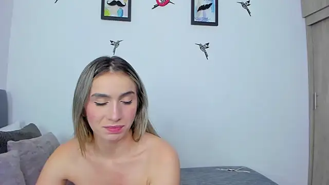 im sarah34 online show from November 12, 7:13 pm