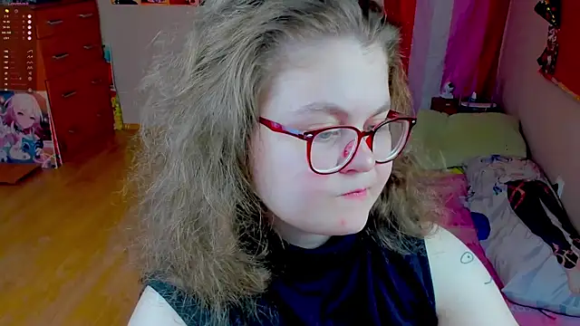 Snapshot of Sashy_Way chatting on July 8, 4:44 pm Sashy Way online show from July 8, 4:44 pm