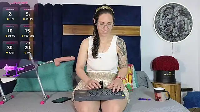 Snapshot of Andromeda-jade chatting on July 21, 1:52 am Andromeda-jade online show from July 21, 1:52 am