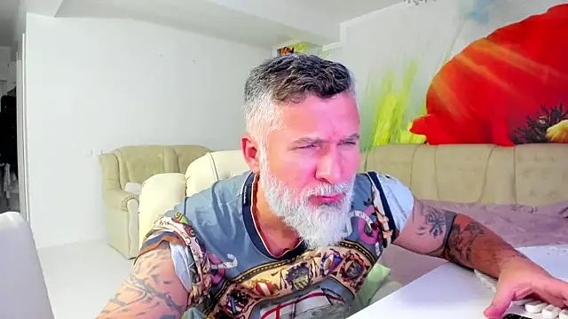 Snapshot of BlowMyXXL chatting on January 10, 5:26 pm BlowMyXXL online show from January 10, 5:26 pm