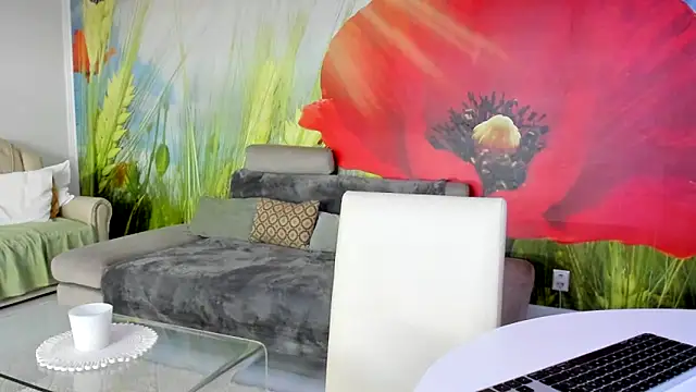 Snapshot of BlowMyXXL chatting on February 19, 6:15 pm BlowMyXXL online show from February 19, 6:15 pm