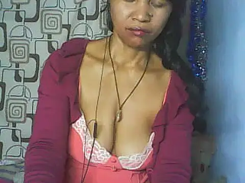 Snapshot of nene_belle chatting on March 12, 6:14 pm nene belle online show from March 12, 6:14 pm