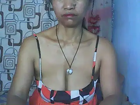 Snapshot of nene_belle chatting on March 28, 7:52 am nene belle online show from March 28, 7:52 am