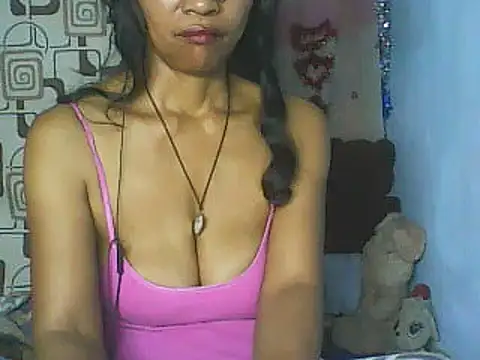 Snapshot of nene_belle chatting on April 19, 6:10 pm nene belle online show from April 19, 6:10 pm