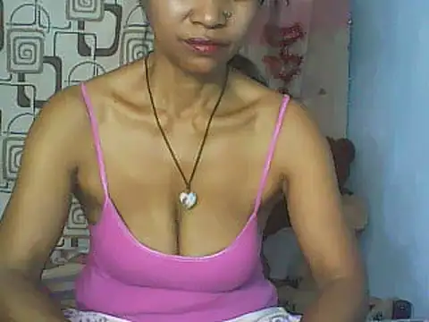 Snapshot of nene_belle chatting on April 26, 6:55 am nene belle online show from April 26, 6:55 am